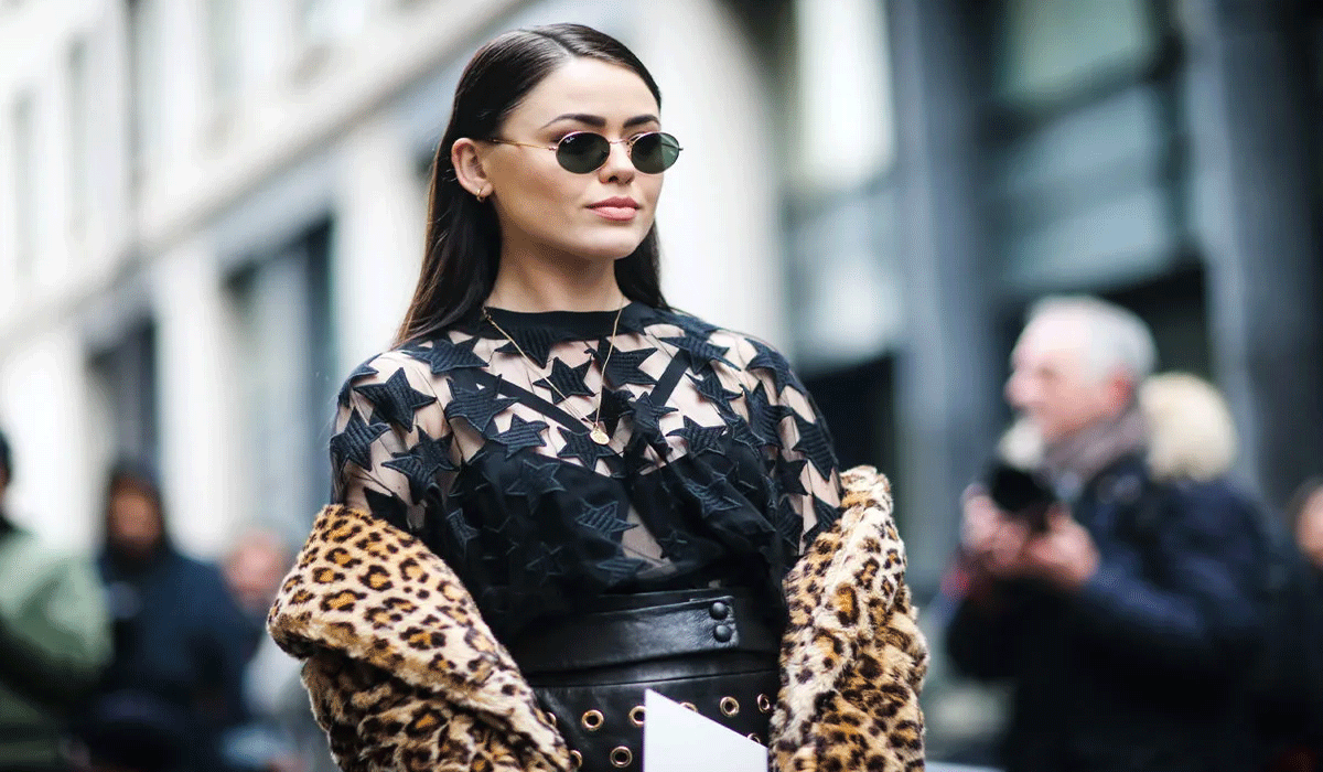 Women’s Clothing & Cosmetics That Boost Confidence